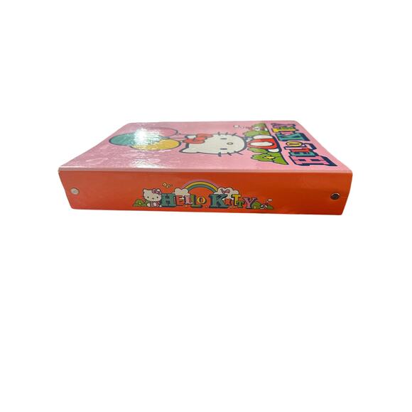 Vintage 2011 Sanrio Hello Kitty 3 Ring Binder - Picture 4 of 4